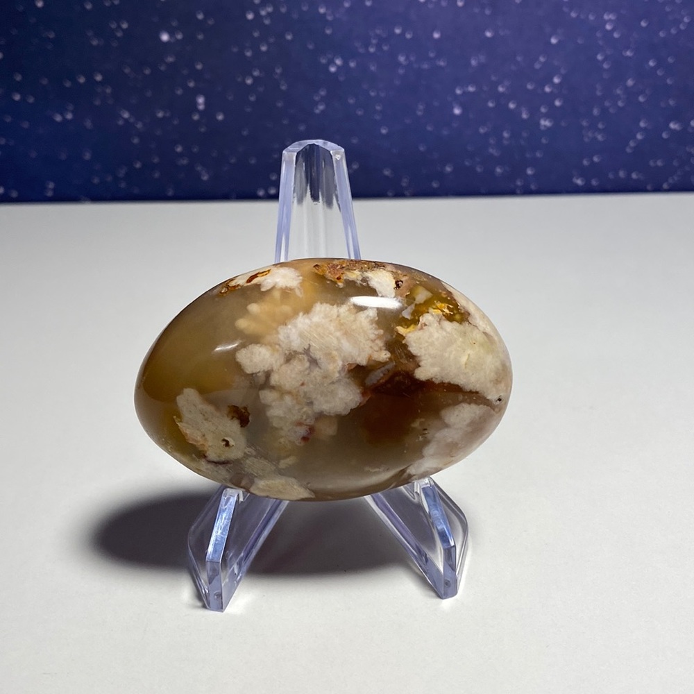 Flower Agate Palm Stone